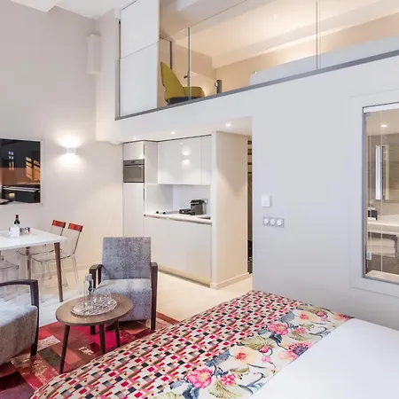 Palais Saleya Boutique מלון 4*