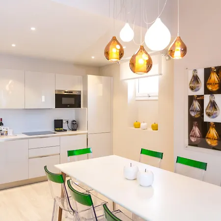 Отель Palais Saleya Boutique 4*