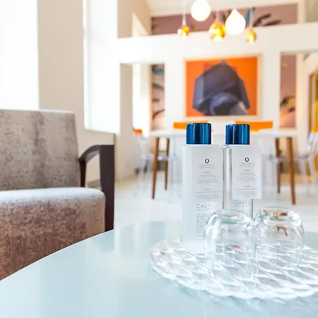 Отель Palais Saleya Boutique 4*